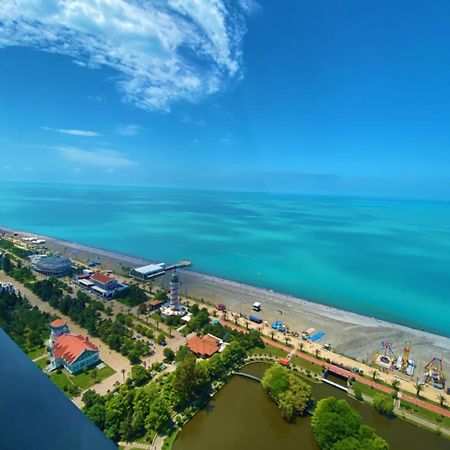 Elegance Sea View Aparthotel In Orbi City Batumi Exterior foto